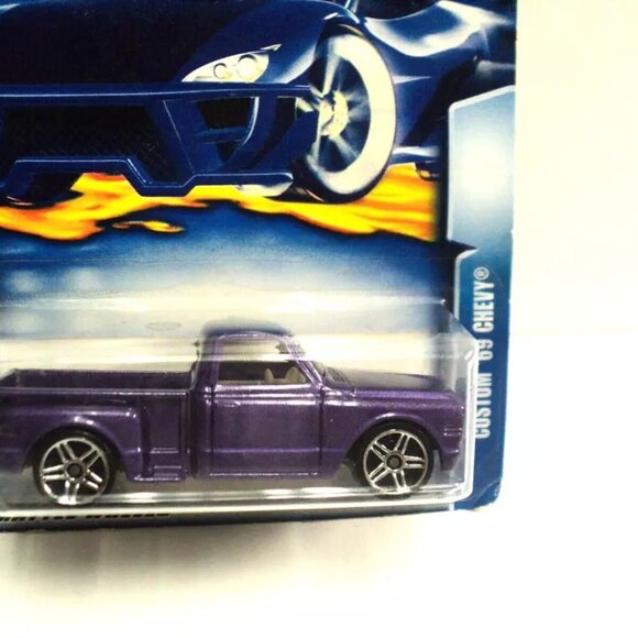 Hot Wheels, Matchbox Lot of 3 Trucks New & Sealed Field Car, 1968 Dodge 69 Chevy - Picture 4 of 5